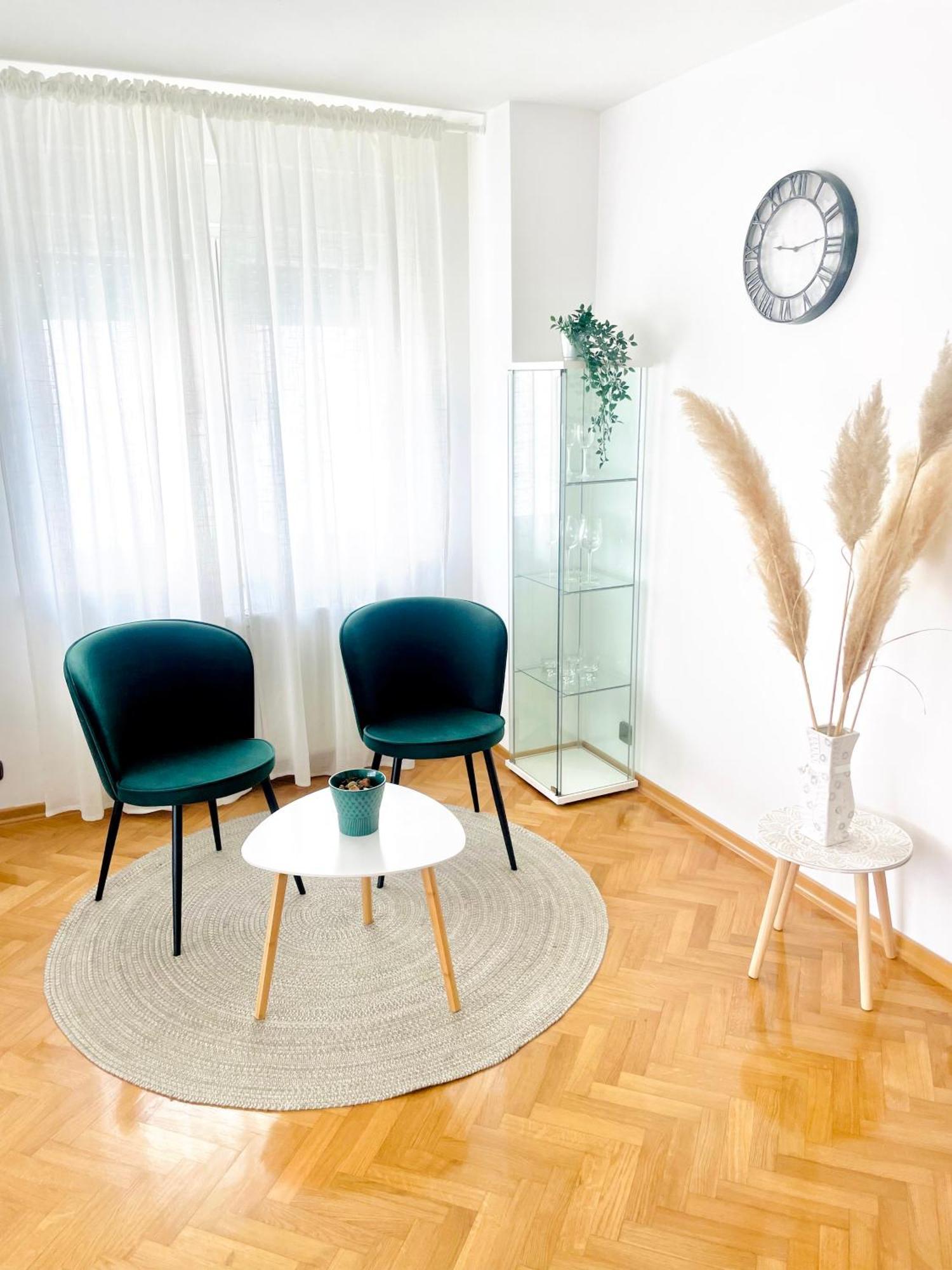 Apartman Bago Deluxe Near Zagreb Airport Velika Gorica Buitenkant foto
