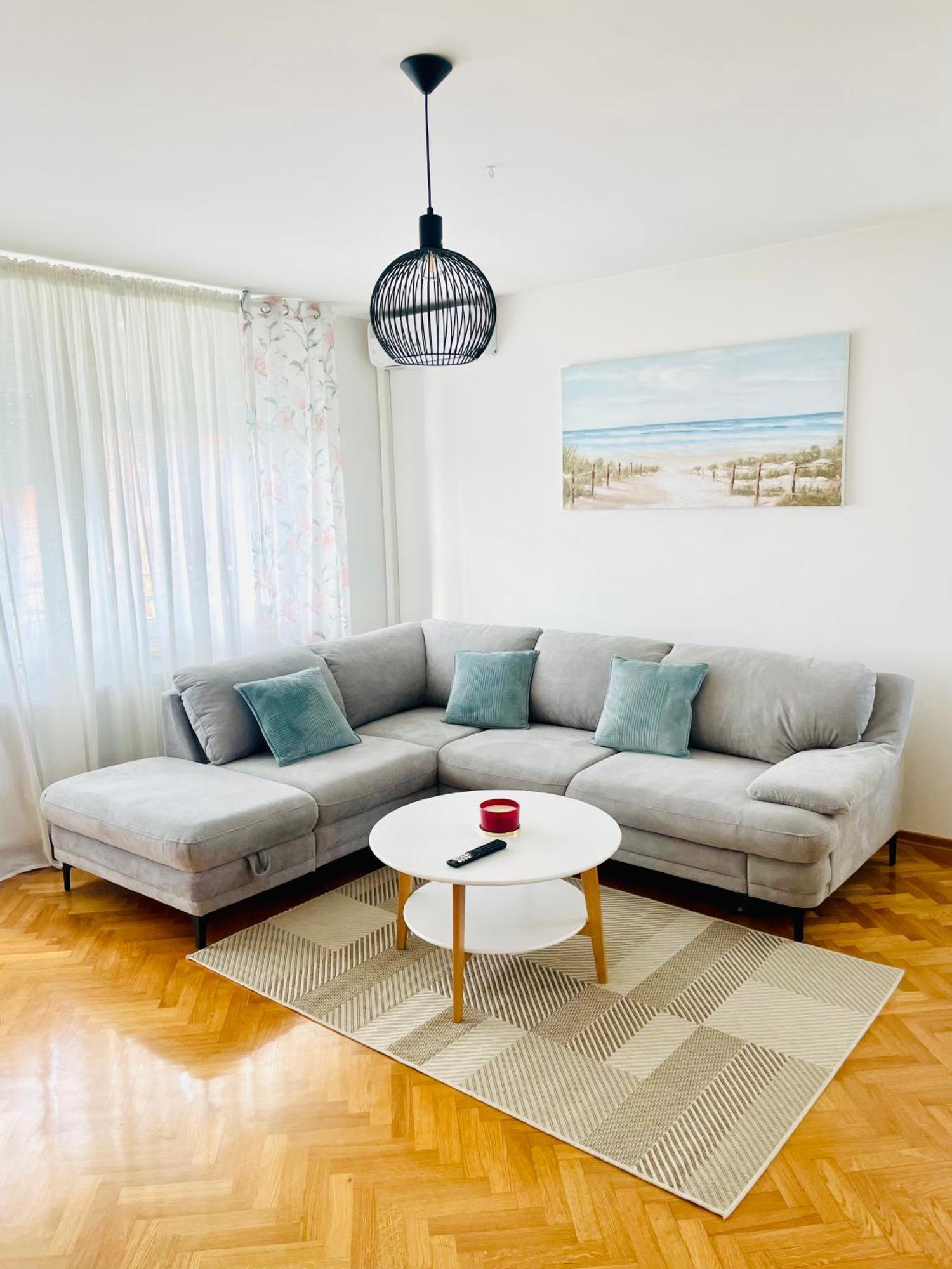 Apartman Bago Deluxe Near Zagreb Airport Velika Gorica Buitenkant foto