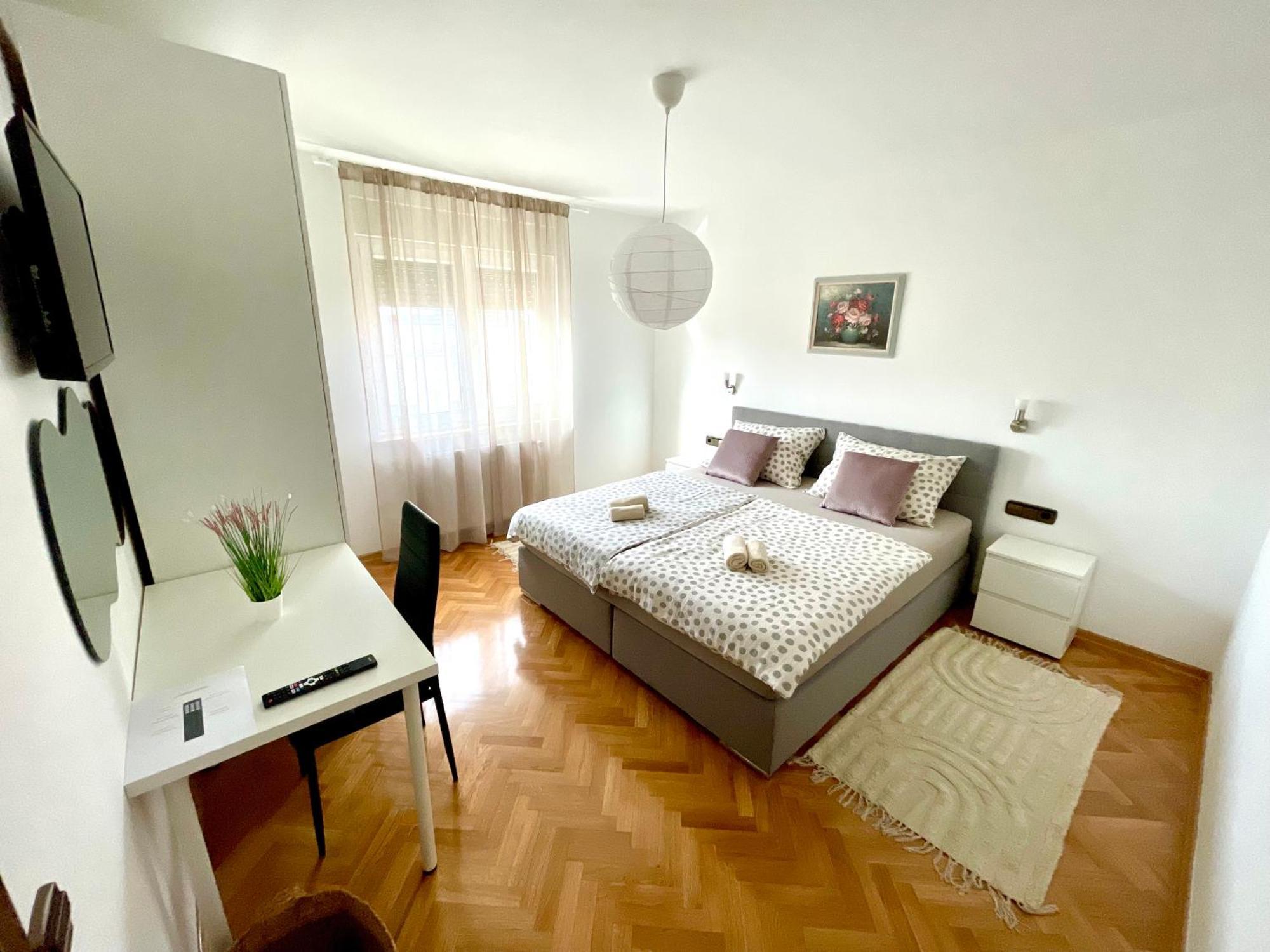 Apartman Bago Deluxe Near Zagreb Airport Velika Gorica Buitenkant foto